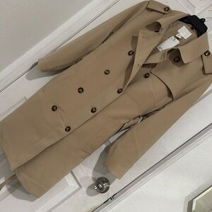 Brand new with the tags Quince Tan Double-Breasted Trench Coat For Women XL